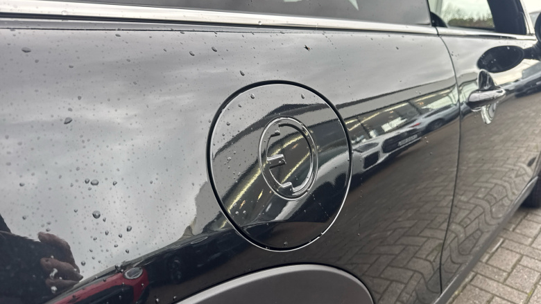 MINI Hatchback 135kW Cooper S Level 2 33kWh 3dr Auto Electric Hatchback